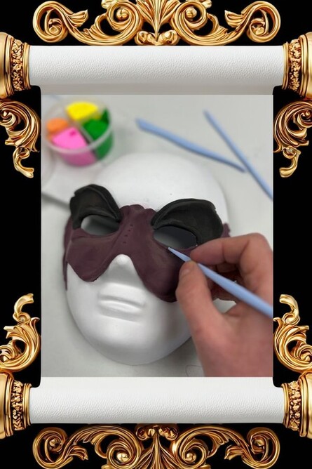  Create a Foam Clay Mask - A Cosplay Exhibition Workshop